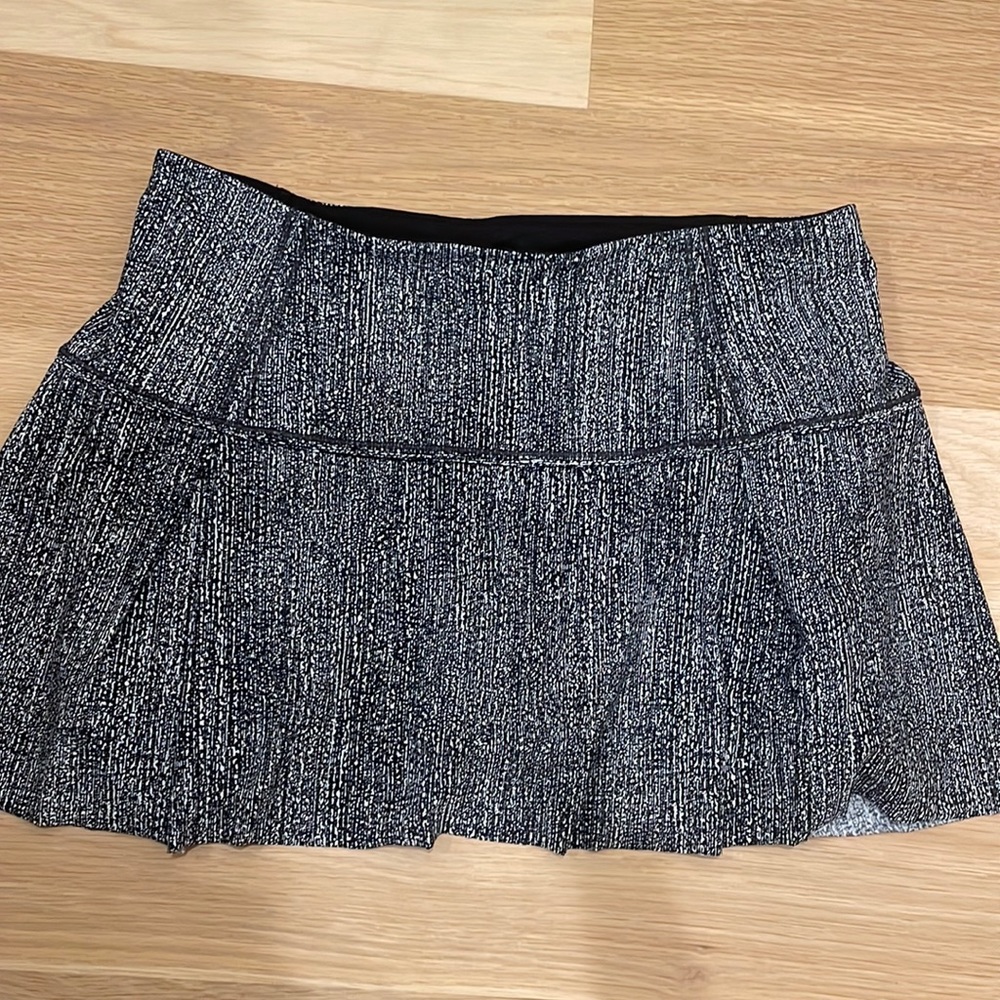 Lululemon Lost in Pace tennis skirt size 8 sold CP